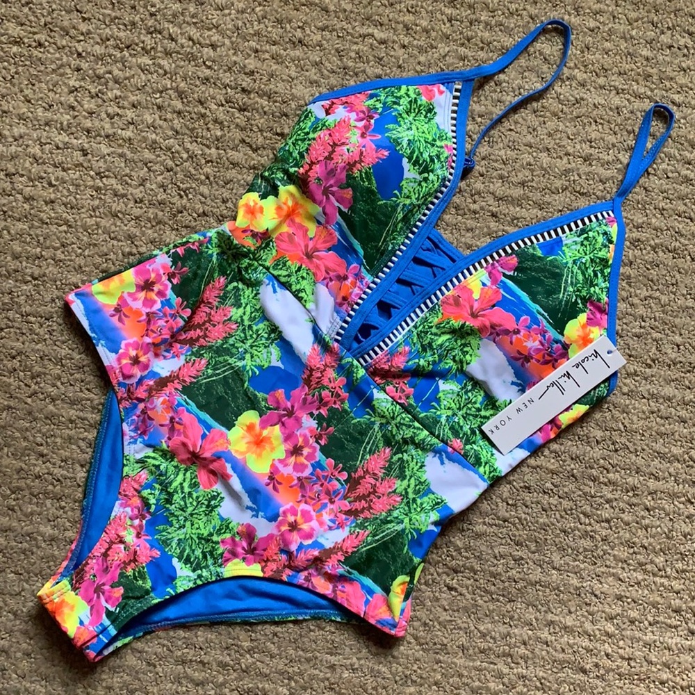 NWT Nicole Miller Swimsuit One Piece Sz 8